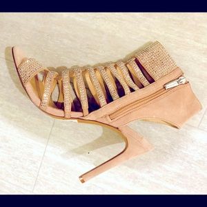 Vince Camuto rhinestone blush 4 inch heel